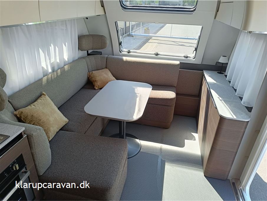 Adria Alpina 583 LP